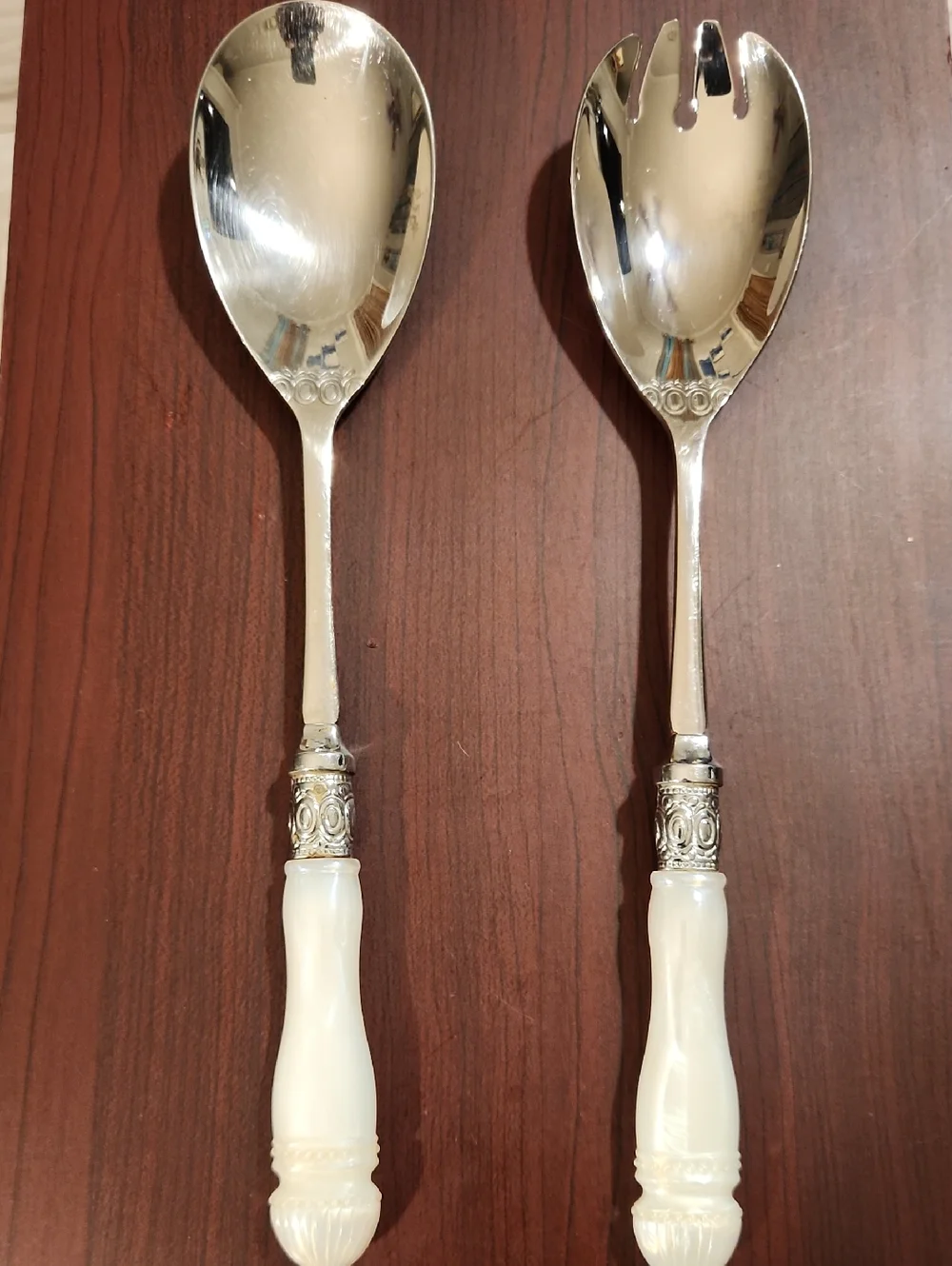 Southern Living @ Home Camden collection salad serving utensils with faux mother